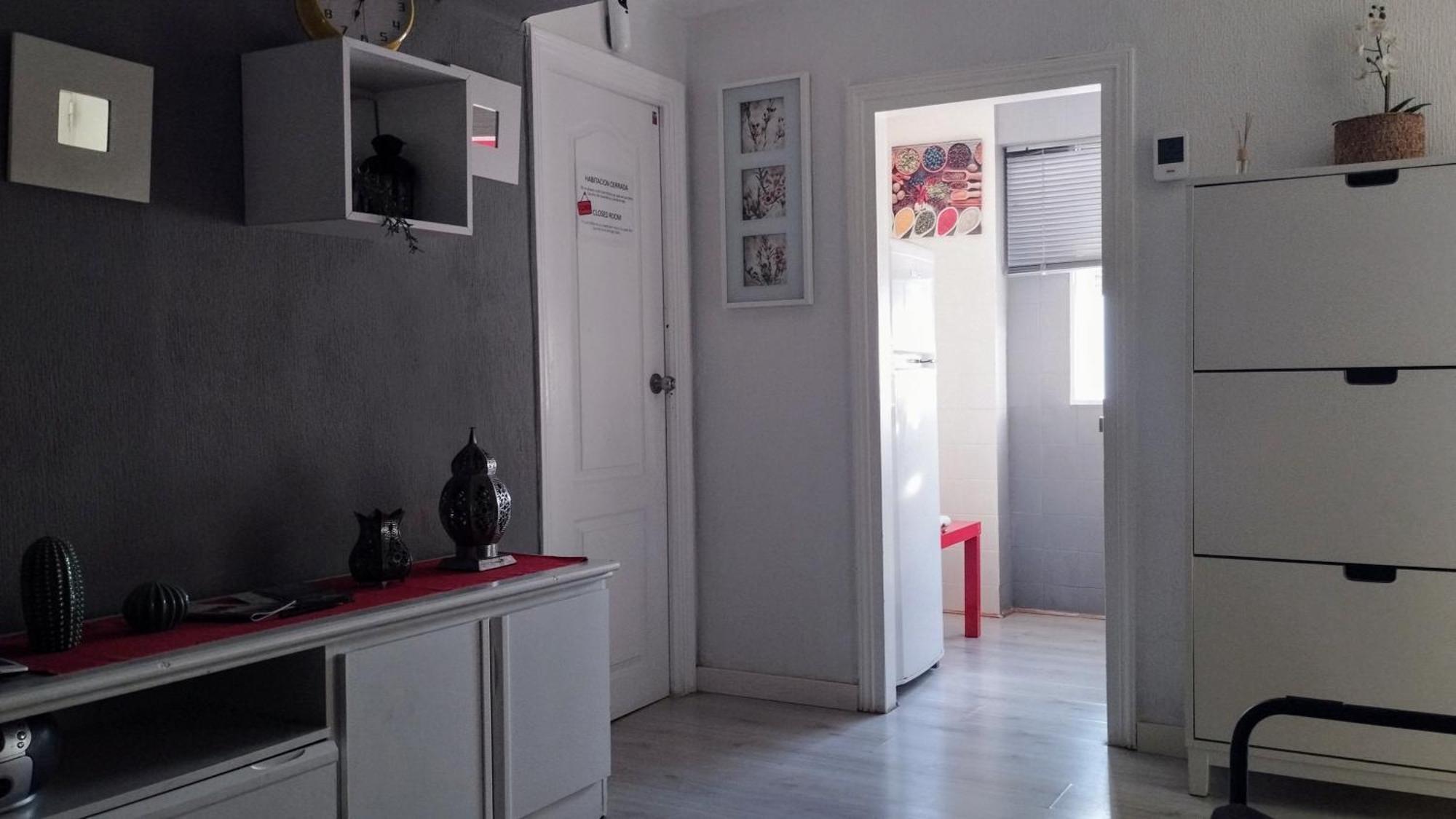 Apartamento 1 Dormitorio Y Salon Con Sofa Cama Bien Comunicado Con El Centro Seville Exterior photo